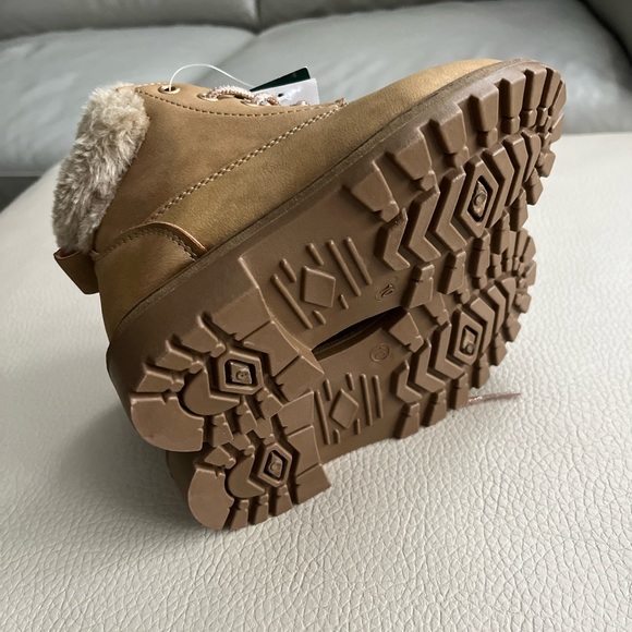 Laura Ashley Toddlers’ Boots - NWOT Size 5, NWT Size 10 - Picture 5 of 6